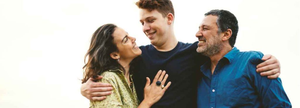 Parents with teen | Addiction treatment for teens in Georgia