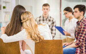 Read more about the article 11 Tips for Choosing Inpatient Addiction Treatment Centers for Teens